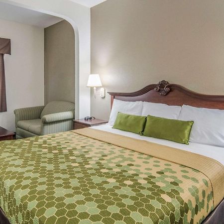 Econo Lodge Weatherford Bagian luar foto