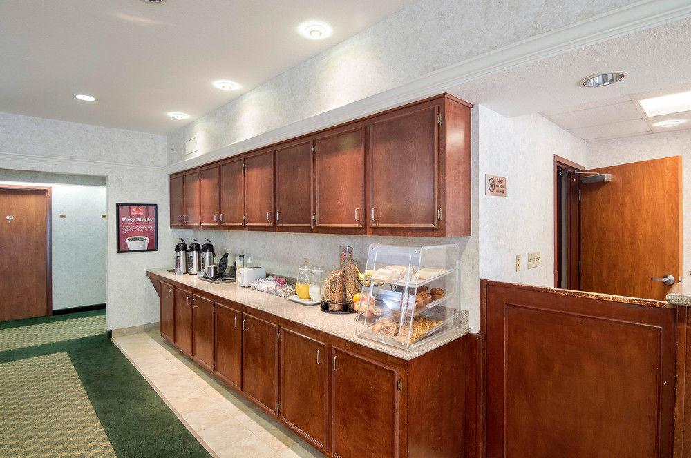Econo Lodge Weatherford Bagian luar foto