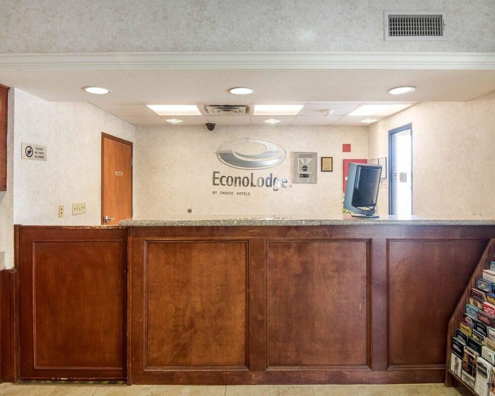 Econo Lodge Weatherford Bagian luar foto