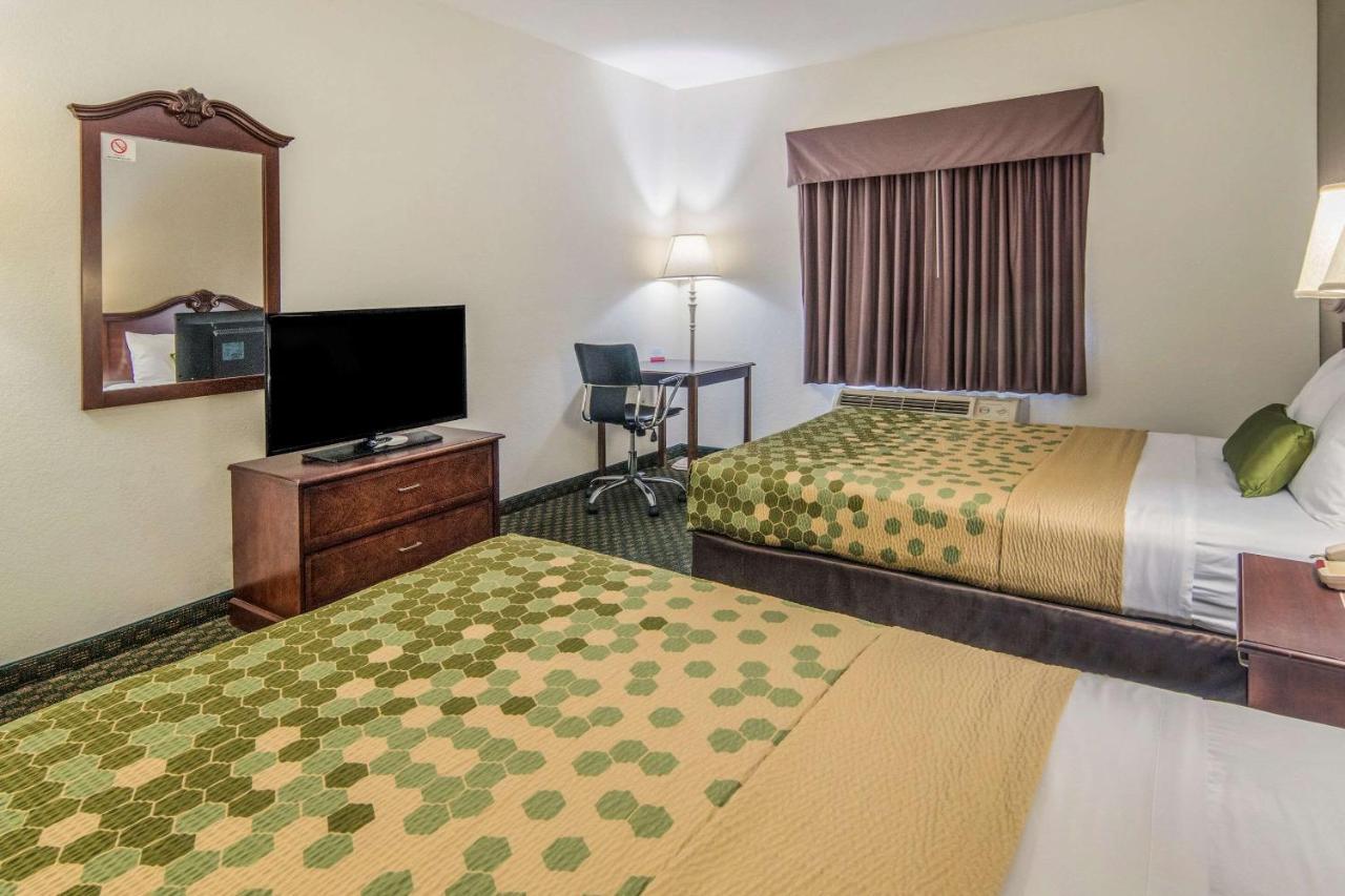 Econo Lodge Weatherford Bagian luar foto