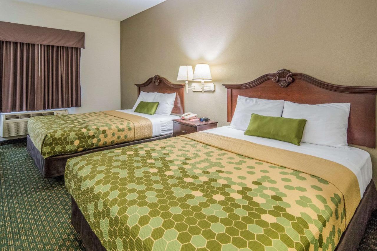 Econo Lodge Weatherford Bagian luar foto