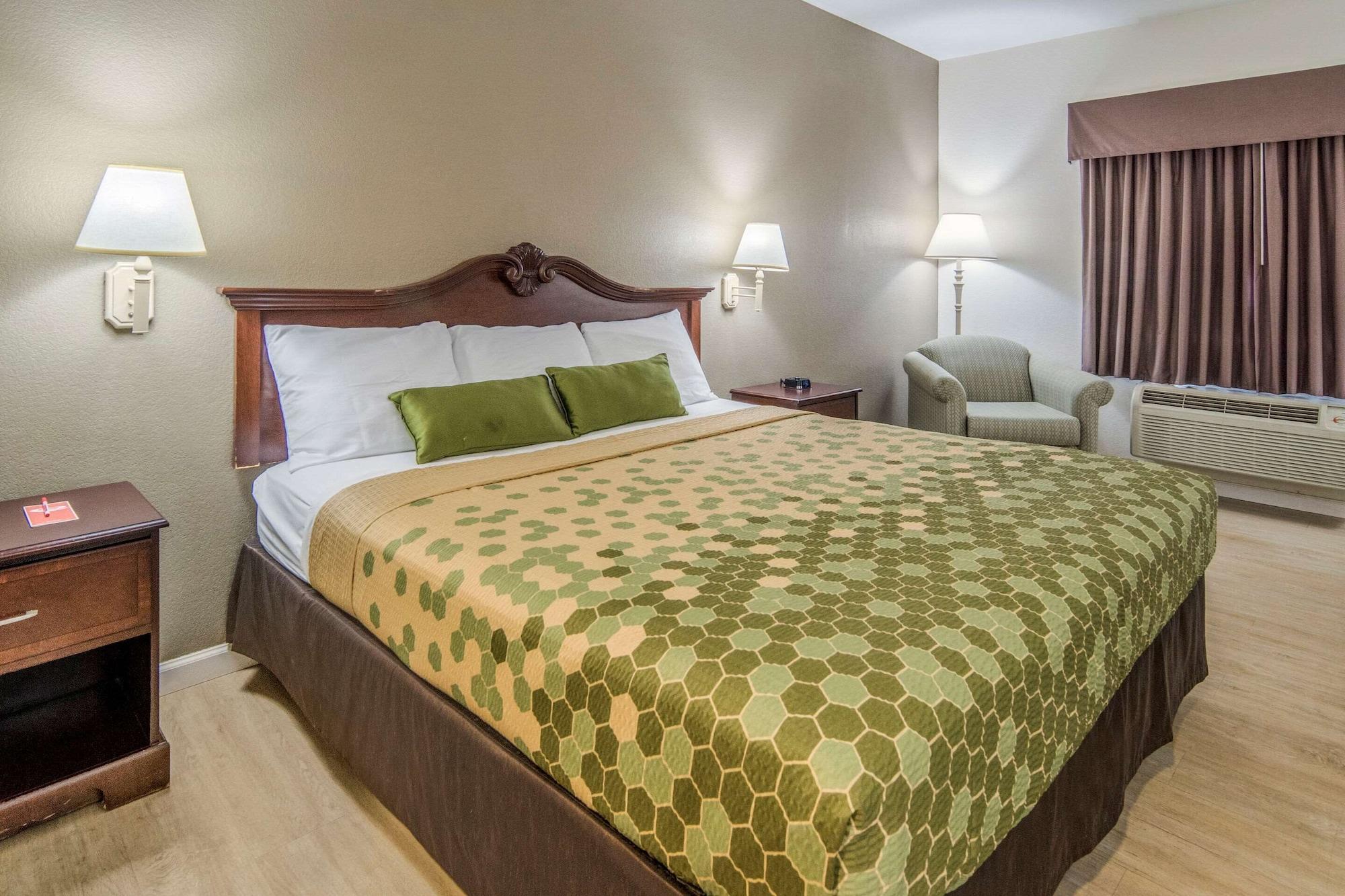 Econo Lodge Weatherford Bagian luar foto
