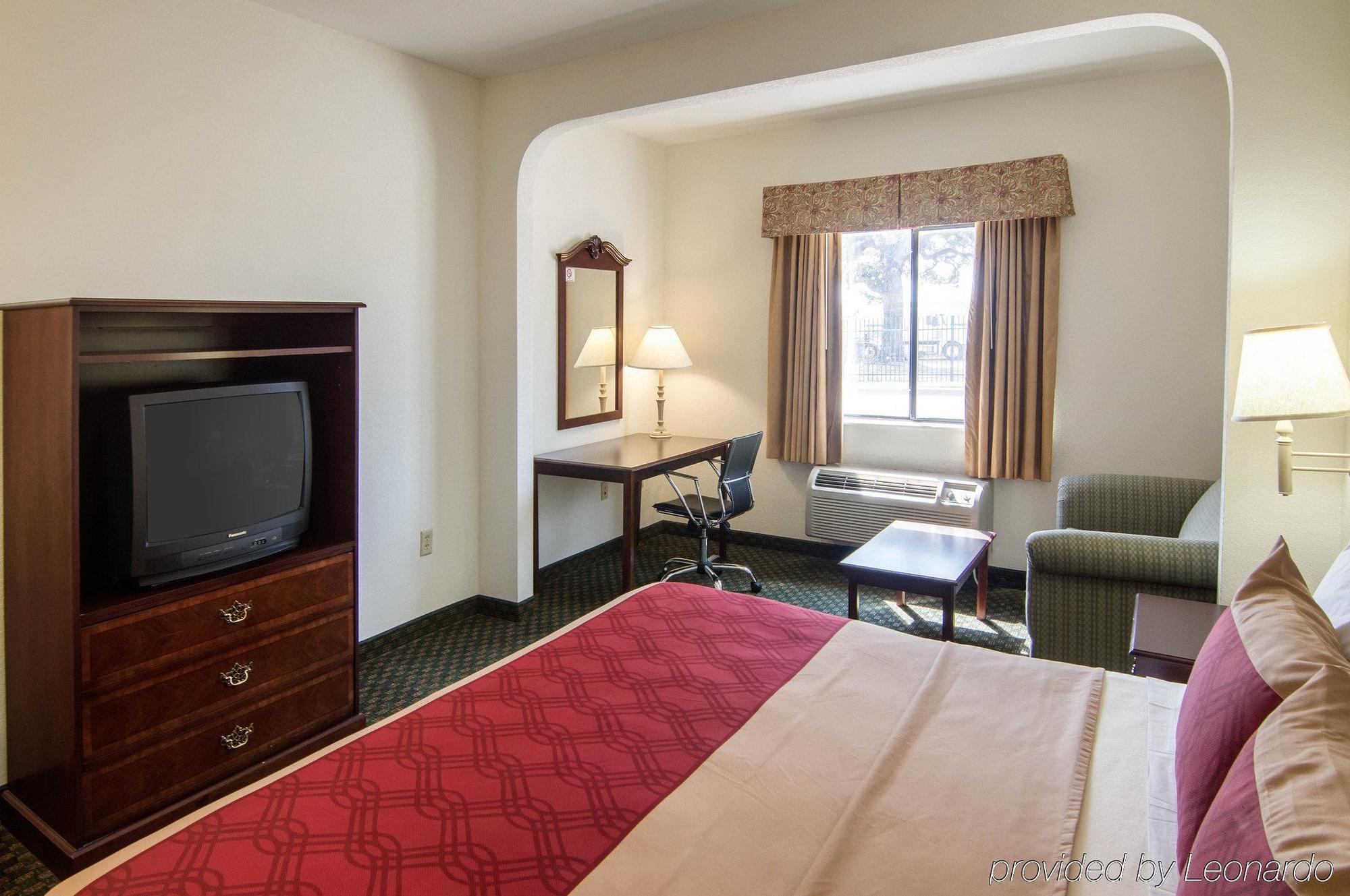 Econo Lodge Weatherford Bagian luar foto